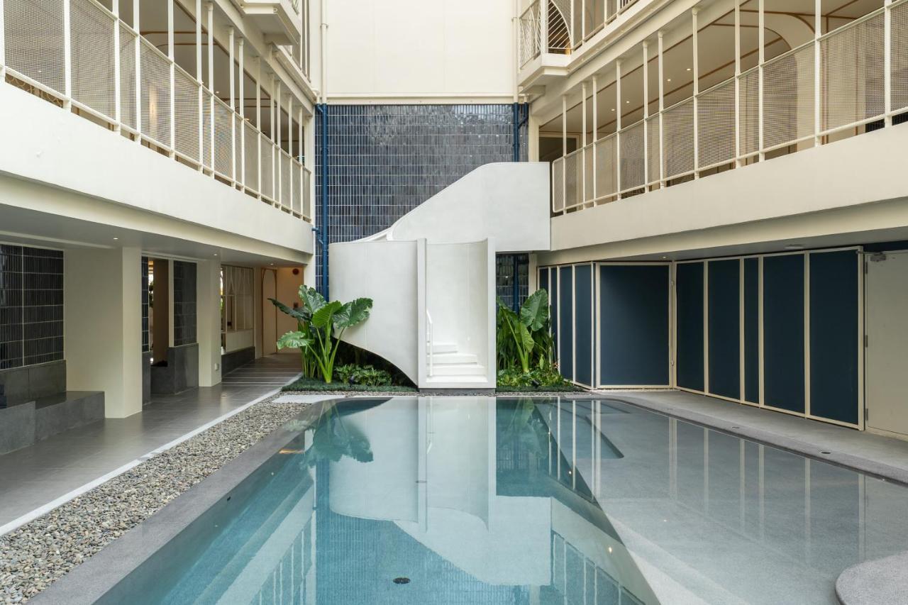 Yanh Ratchawat Hotel Bangkok Bagian luar foto